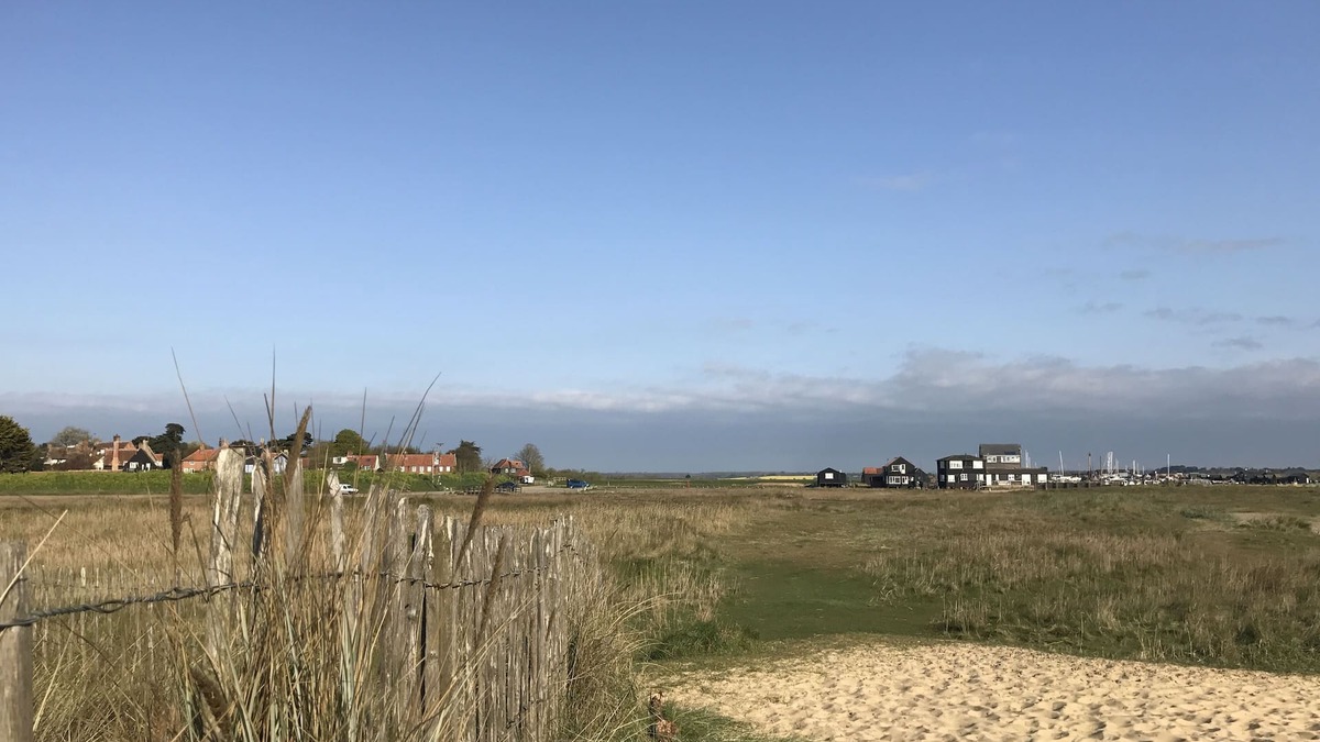 Walberswick Apartment | Spacious Penthouse apartment, Walberswick, Nr Southwold sleeping 6 next to beach