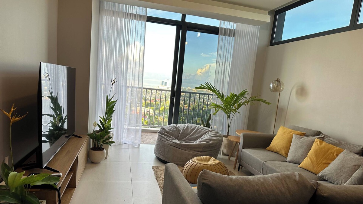 Danao City Condo | Spacious Penthouse in Cebu City w/ Stellar Views