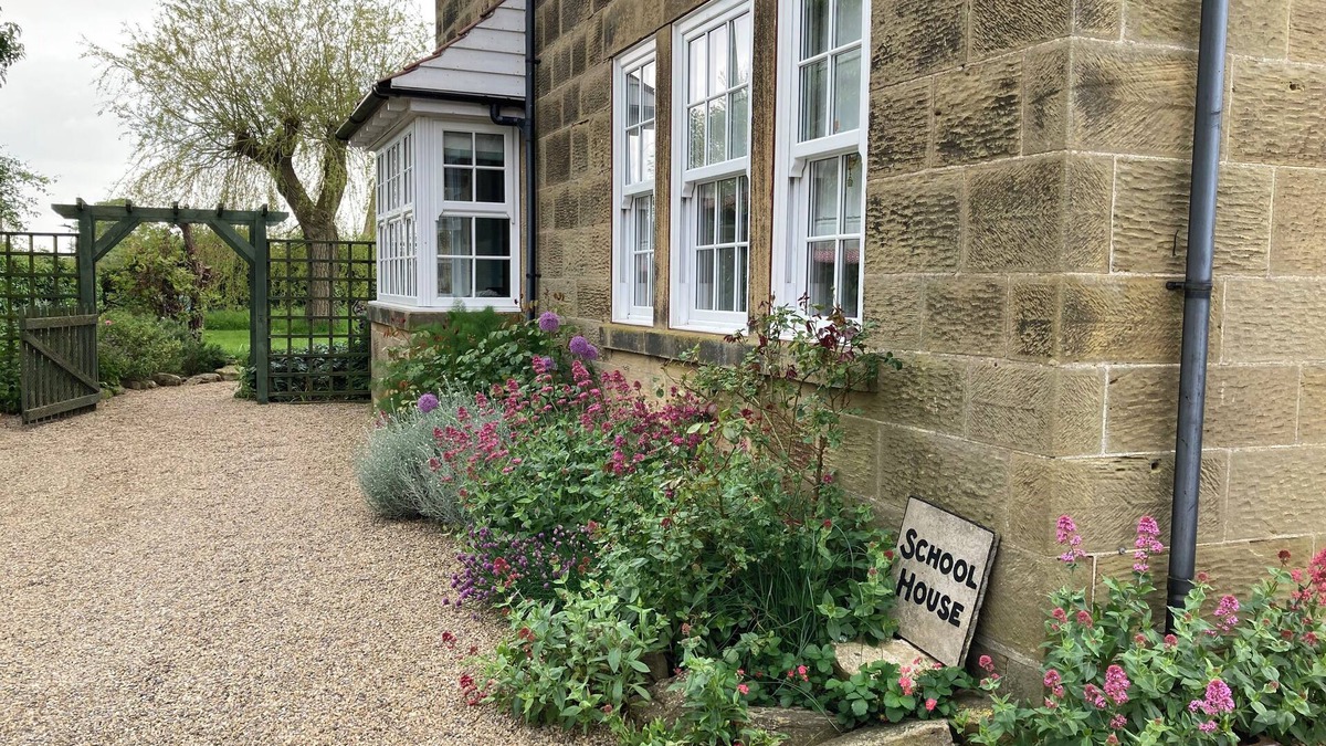 Ingleby Cross House | Spacious period property in friendly village