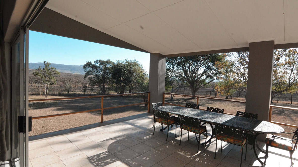 Pietermaritzburg House | Spacious Pet-Friendly 4-bedroom house in nature near Pietermaritzburg with WiFi