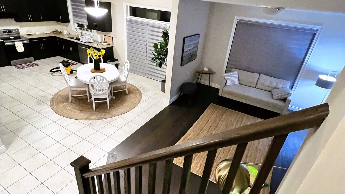 London House | Spacious Private Comfortable Home