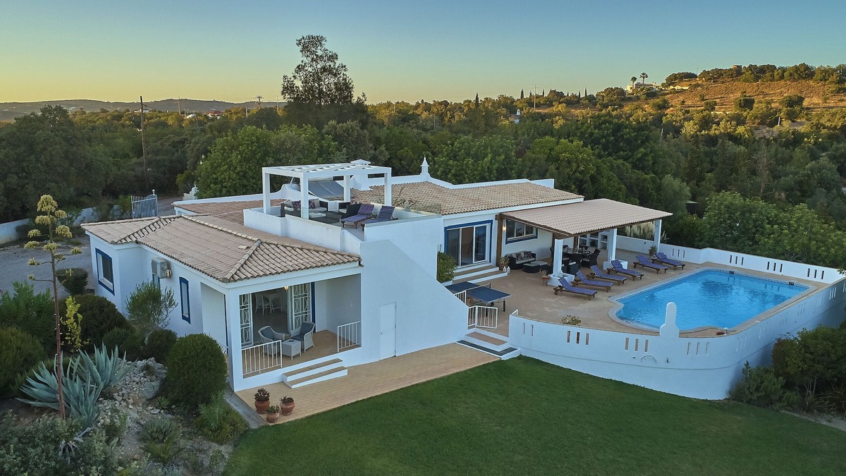 Charneca Villa | Spacious family villa, private pool with delightful panoramic views to the coast