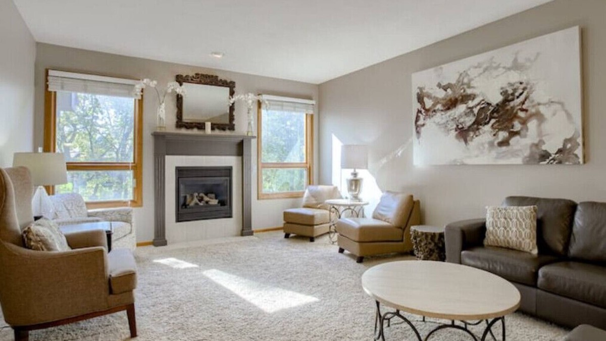 McArdle House | Spacious Ranch on Wooded Lot