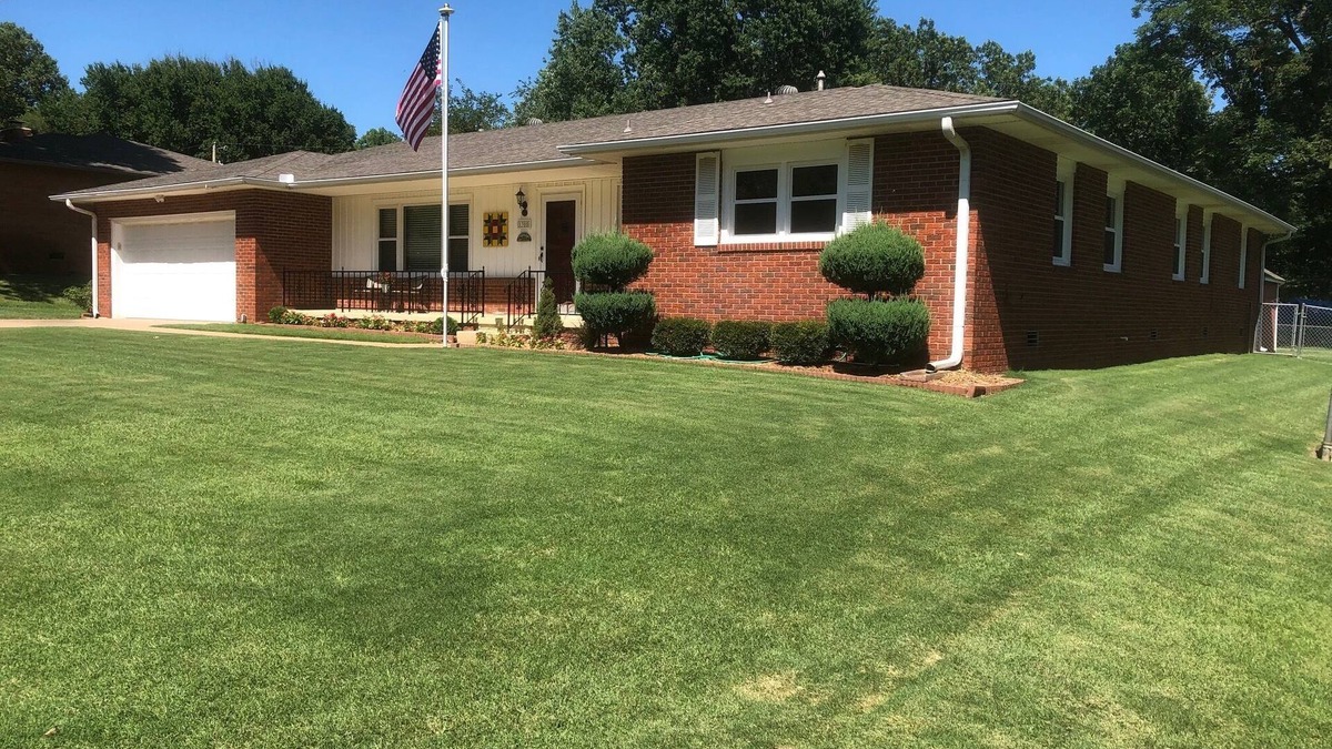 Ponca City House | Spacious, Remodeled, in a Quiet Family Oriented Neighborhood