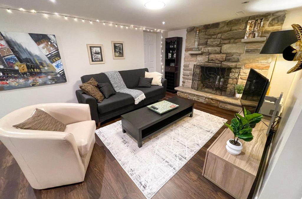 Wexford - Maryvale Apartment | Spacious & Renovated 1BD Suite w/parking
