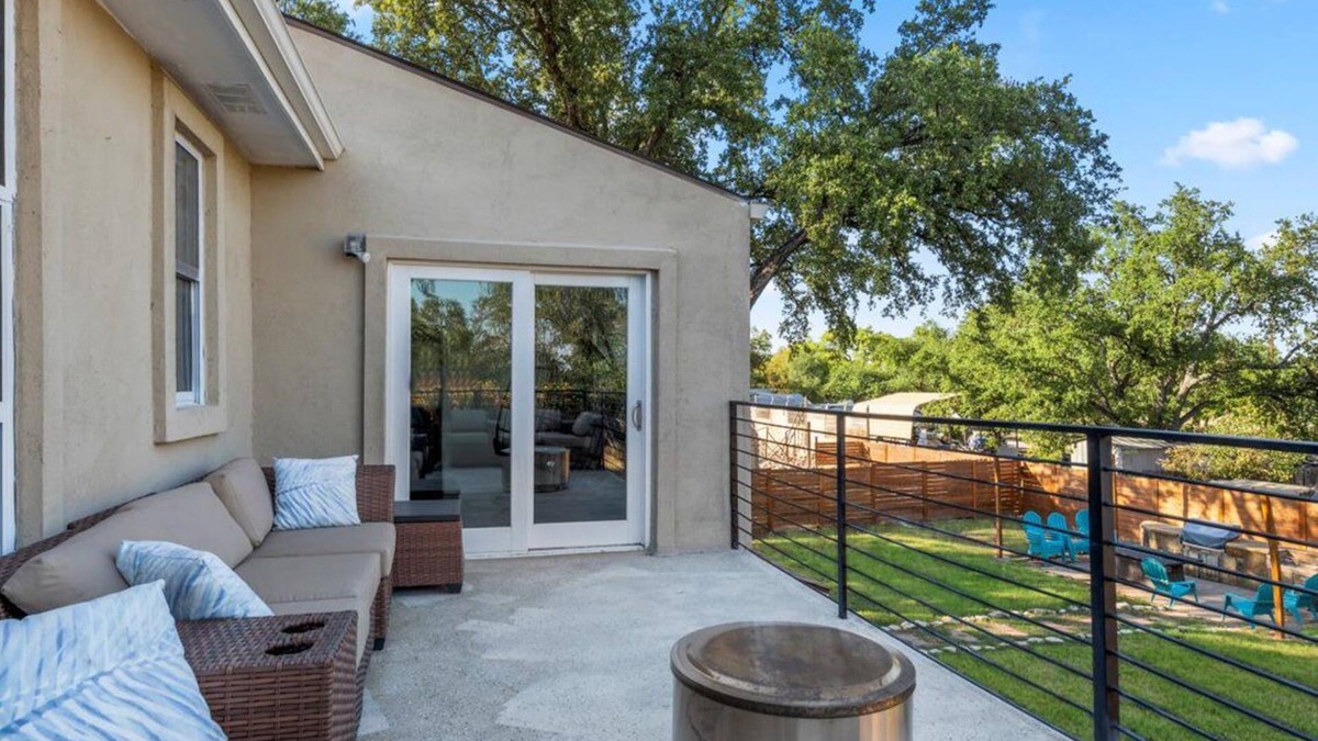 Lodge Acres House | Spacious Retreat w/Indoor + Outdoor Entertainment
