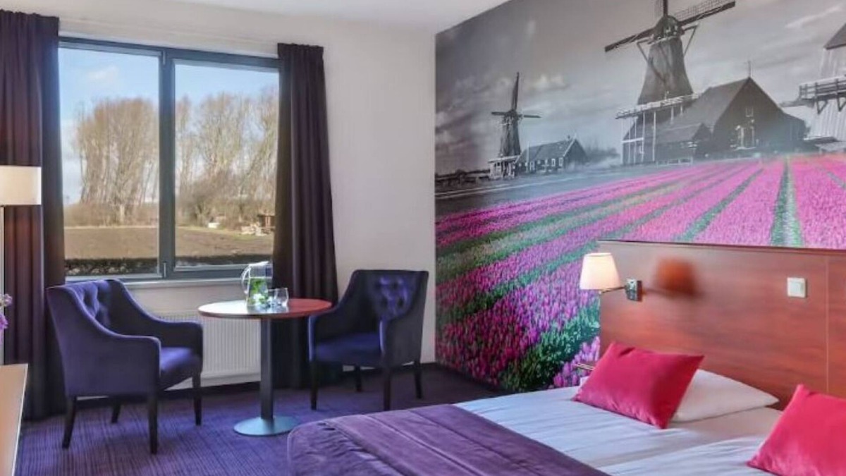 Zevenbergen Hotel | Spacious Room in a Picturesque Setting – Ideal for Couples