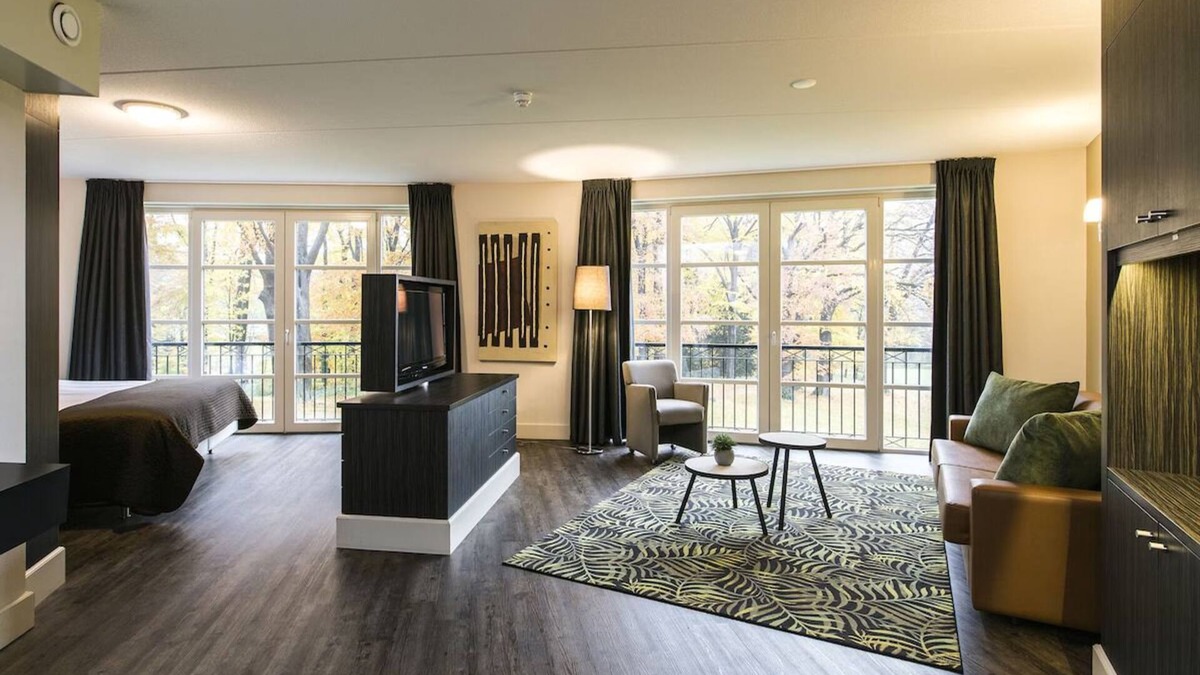 Berg en Dal Hotel | Spacious Room w/Terrace Close to Vrijheidsmuseum!