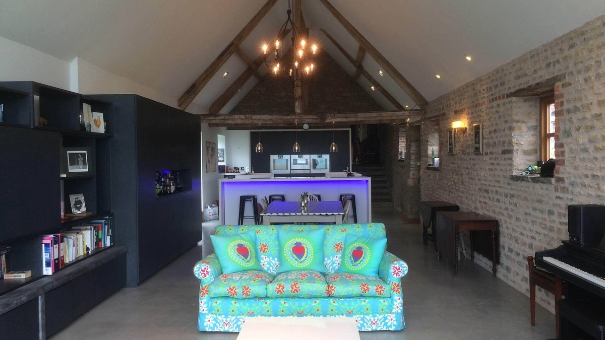 Witham Friary House | Spacious rural Barn Conversion