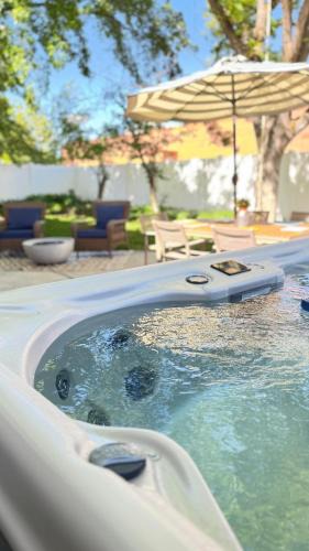 Sandy House | Spacious Sandy Home with Hot Tub & Game room near Ski resorts Park City & Down Town