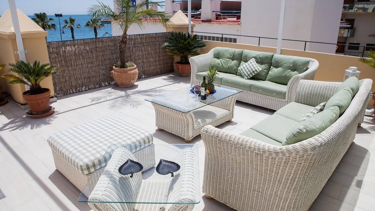 Torremolinos House | Spacious Sea View Penthouse with Sea View, Wi-Fi & Terrace