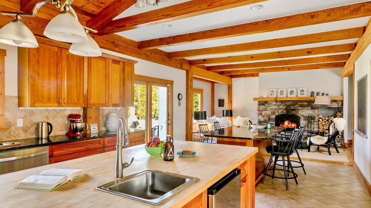 High Falls House | Spacious/Secluded Home w/Pool, Chefs Kitchen, Neighboring Farm Pastoral Views