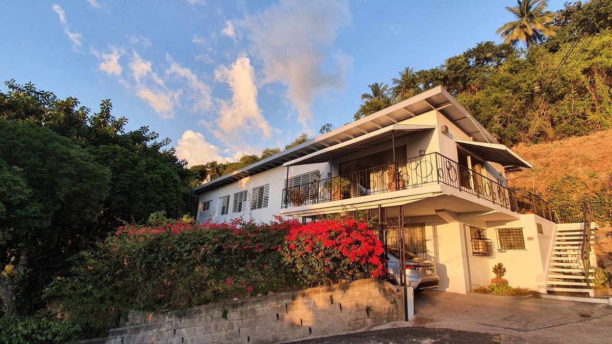 Beverly Hills House | Spacious, secure with great views and breezes on the hillside!