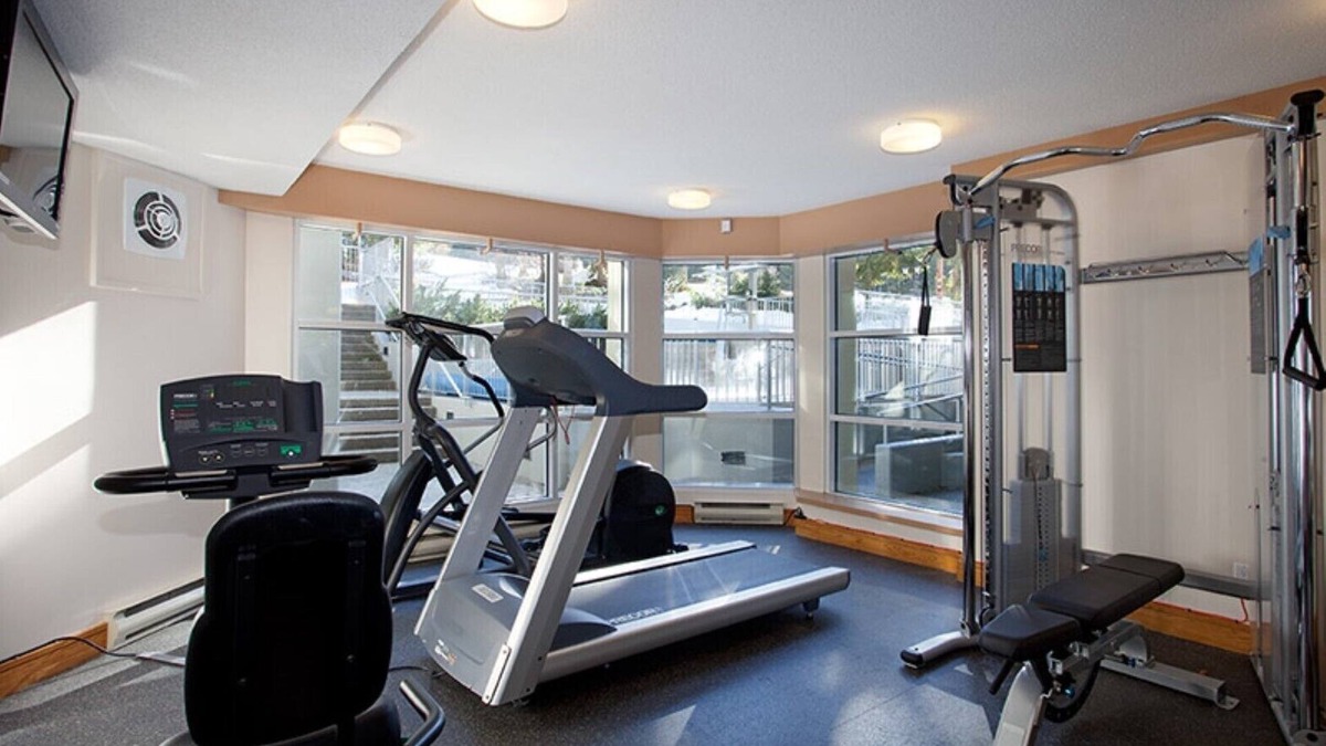 Upper Village Resort | Spacious ski in/ski out on Blackcomb Mountain!/Jan 19 - 26 .2020/