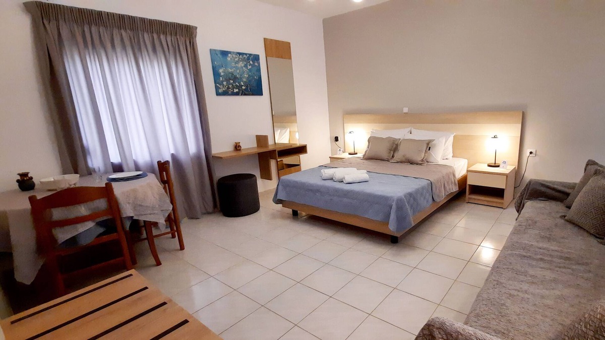 Sougia Apartment | Spacious studio locaded in Sougia, 5 min from the beach!