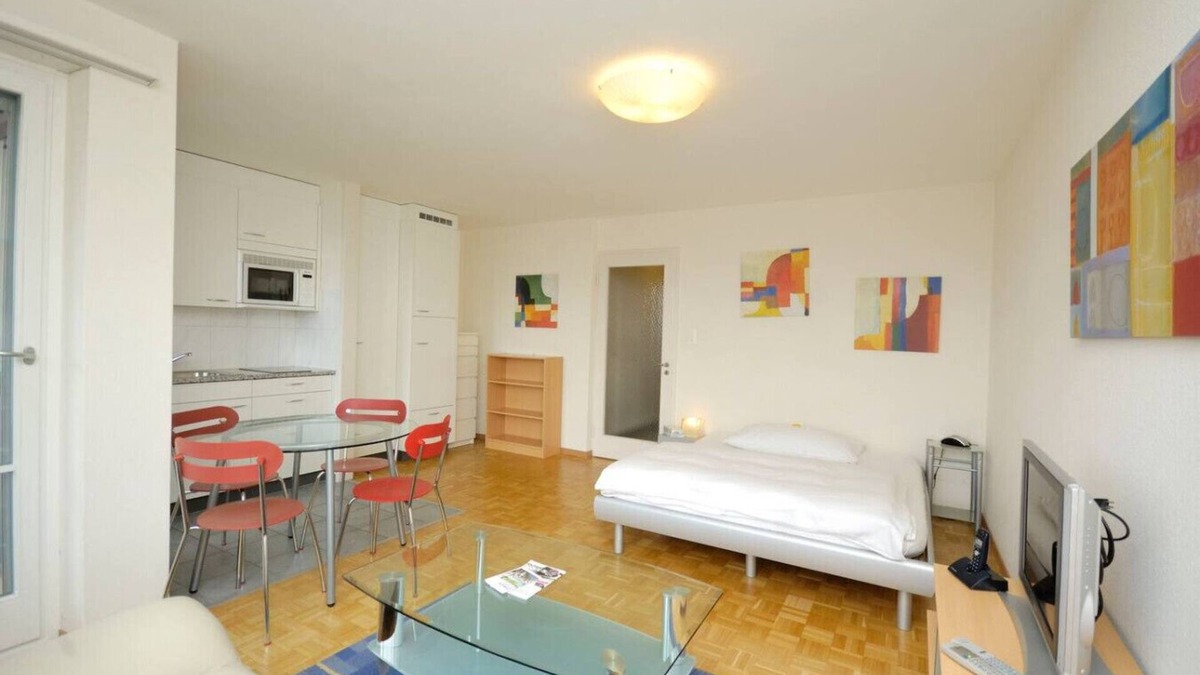 Center Apartment | Spacious studio with balcony (Vineyard 71)