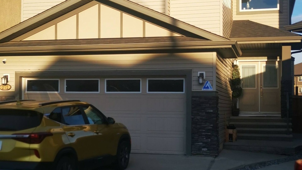 Northwest Edmonton House | Spacious stylish family-friendly two bedroom basement suite for your comfort