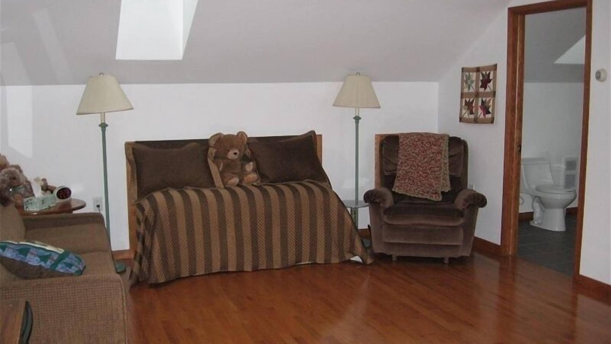 Arcadia Apartment | Spacious suite for 2!