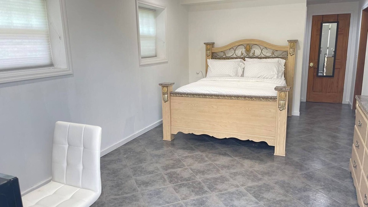 Lawrenceville House | “Spacious Suite Near Princeton” with “Private Bath In The Room”