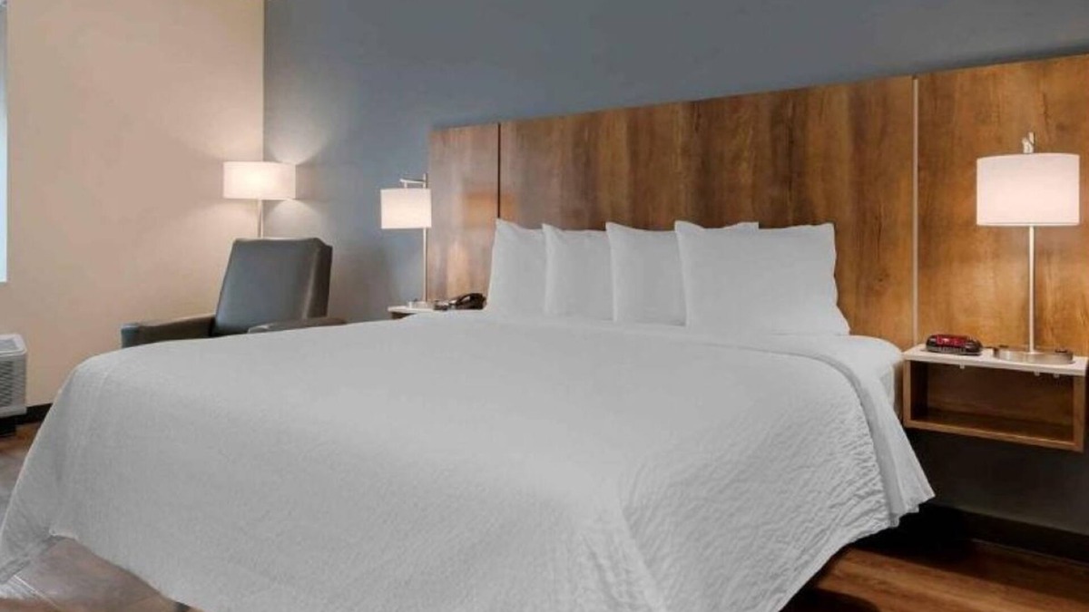 Sparks Hotel | Spacious Suite Perfect for Extended Work Stays in Sparks