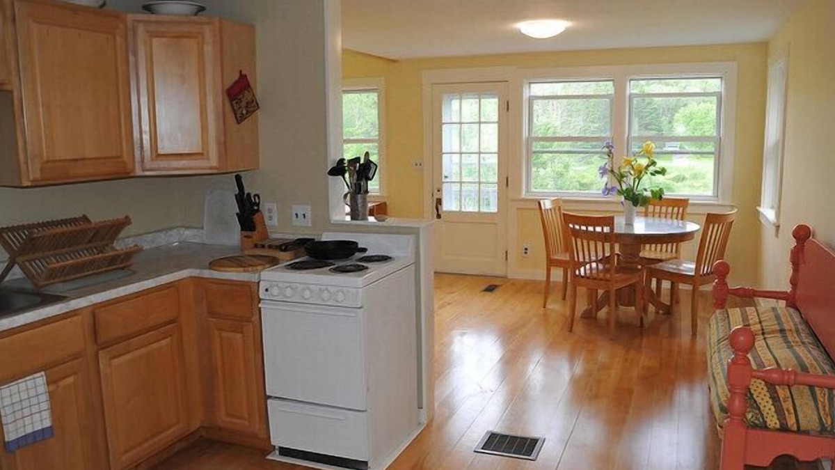 Peacham Cottage | Spacious, sunny cottage in Vermont's pristine Northeast Kingdom