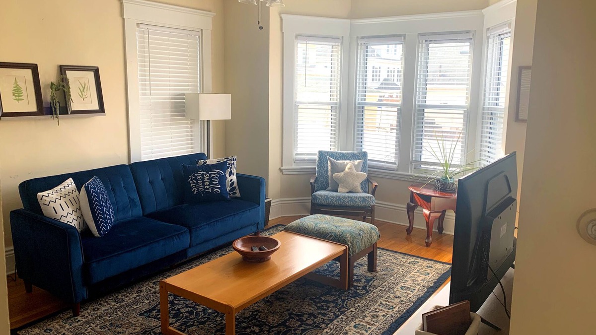 Wakefield Apartment | Spacious & Sunny Pet-Friendly Home in an Historic New England Lakeside Town