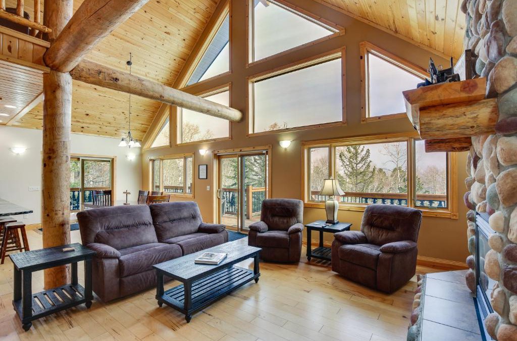 Lead House | Spacious Terry Peak Cabin Less Than 1 Mi to Ski Lift