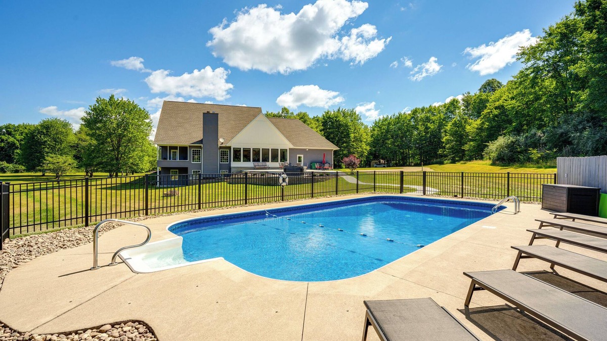 Nashport House | Spacious Thornville Home ~ 8 Mi to Buckeye Lake!