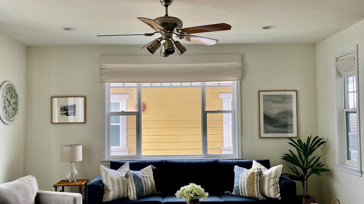 Avalon House | Spacious Townhome, Views, Walk to Beach,Restaurants, Activities ,Bbq