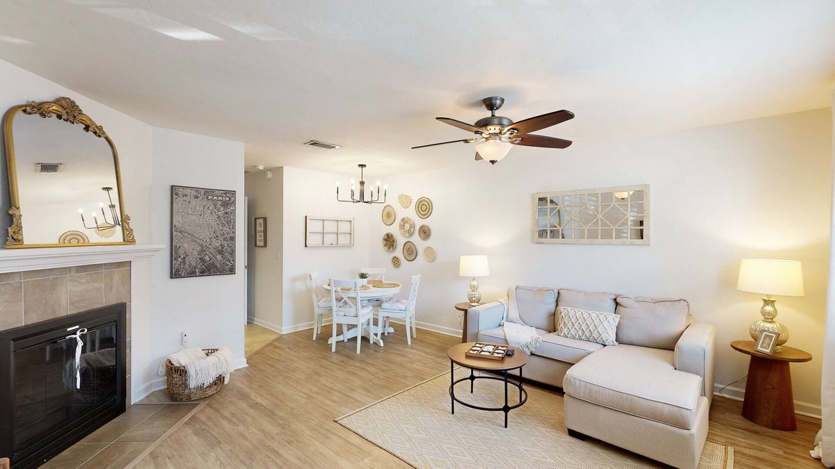 Tallahassee House | Spacious townhome with fenced yard, large patio, close to everything