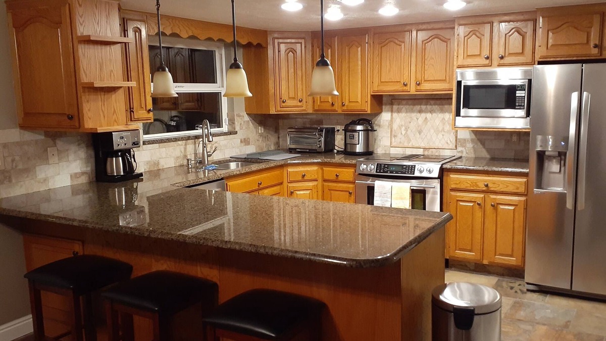 West Jordan House | Spacious Two Bedroom Suite an Hour's Drive from Eight Ski Resorts
