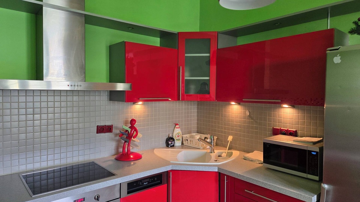 Kosire Apartment | Spacious two-room apartment in Prague.
