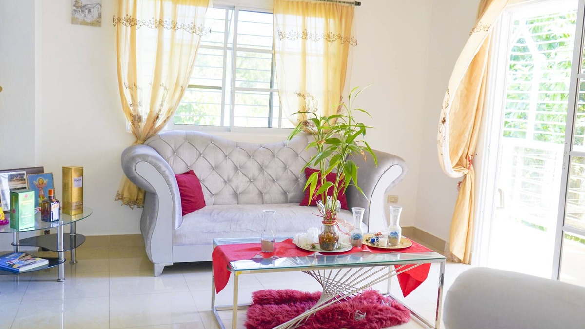 Altos de Arroyo Hondo Condo | Spacious Two-Level Penthouse Condo!