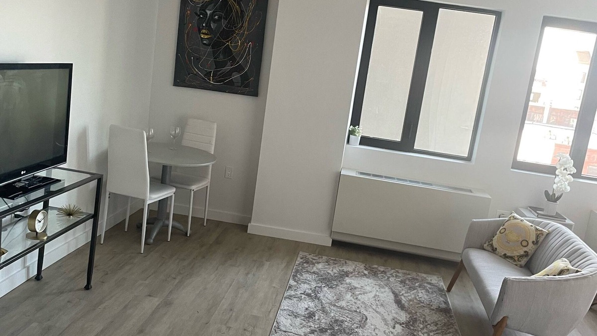 Mott Haven Condo | Spacious Unit in New Luxury Building
