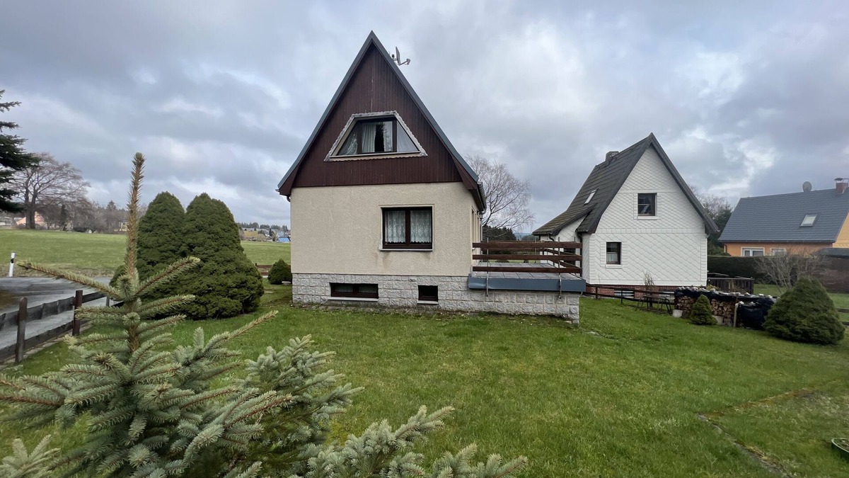 Johanngeorgenstadt House | Spacious vacation home with terrace and garden surrounded by beautiful nature