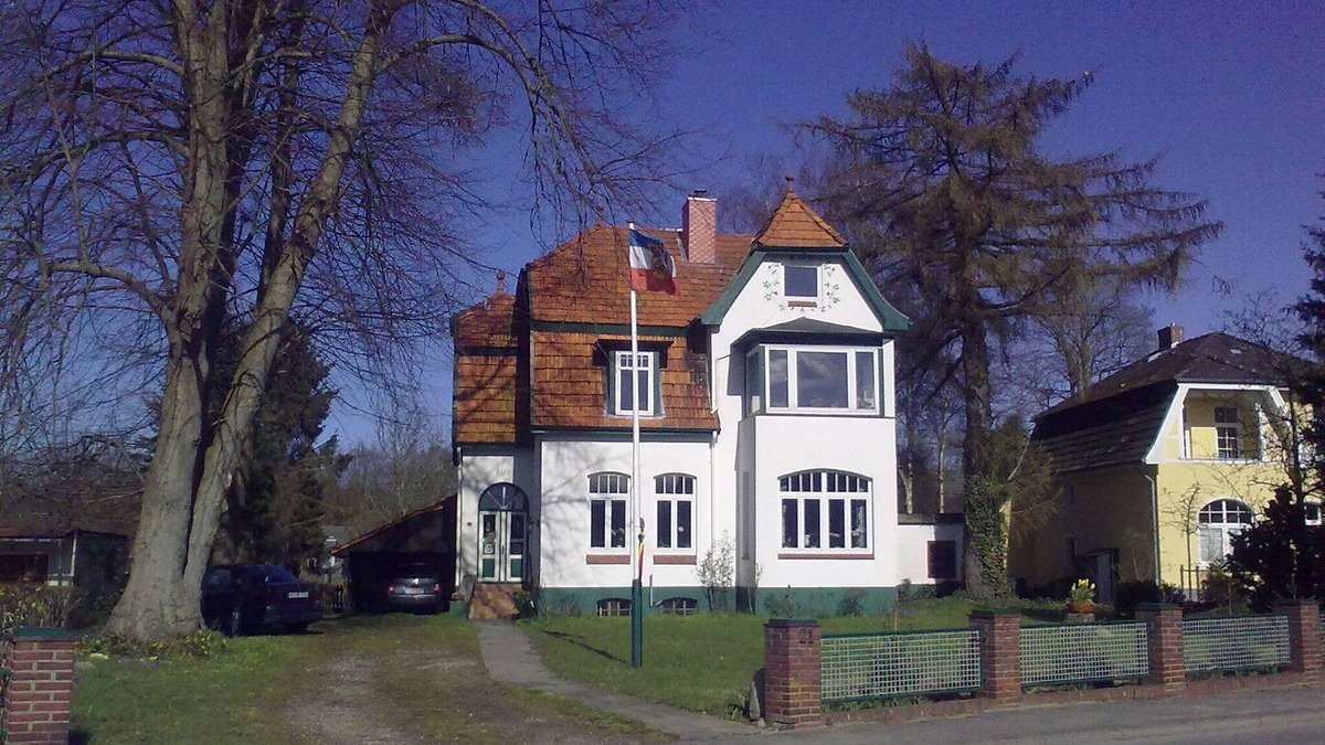Raisdorf Cottage | Spacious vacation apartment in well-kept villa near Kiel