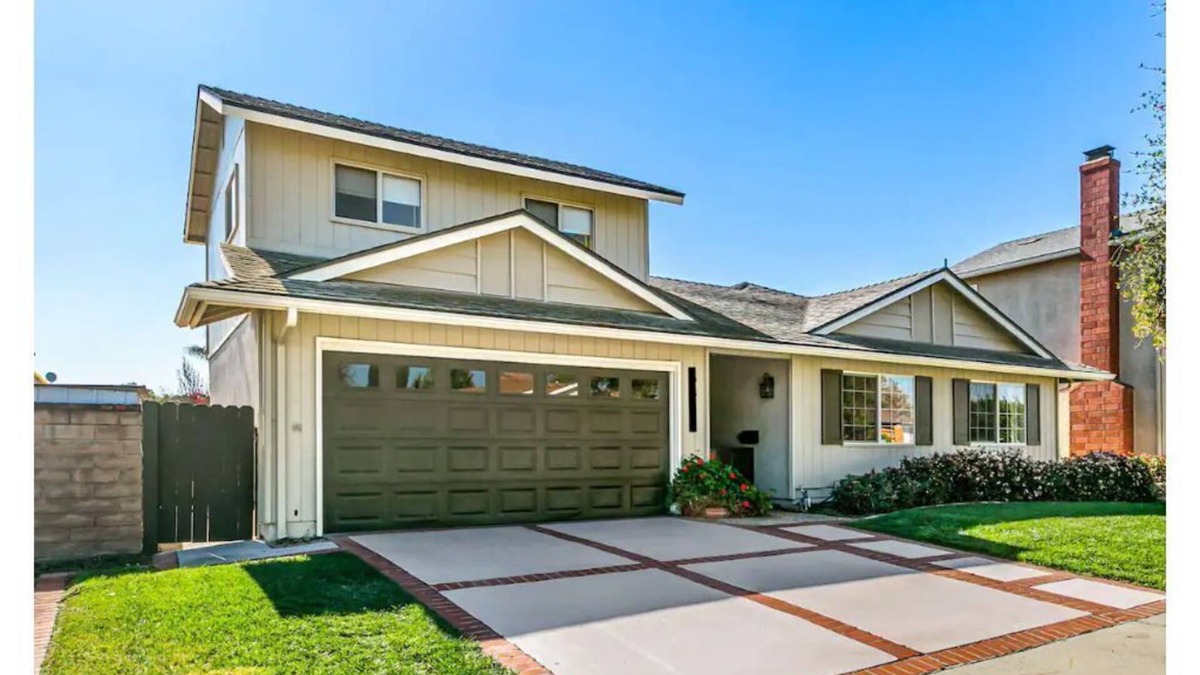 Ventura House | Spacious Ventura Home with yard