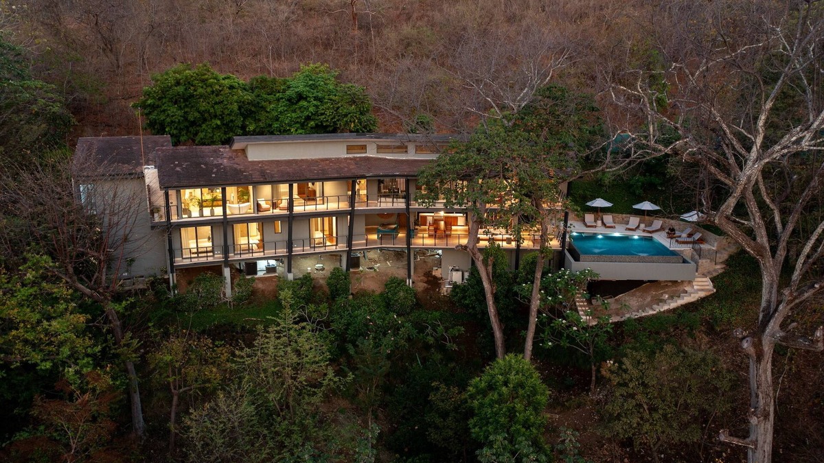 Papagayo Peninsula Villa | Spacious villa overlooking the tropical forest and ocean