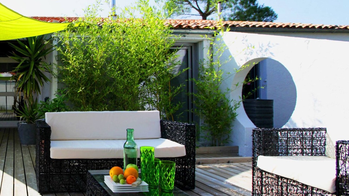 Saujon Villa | Spacious Villa 10 min from Royan – 4 Bedrooms, Garden, Terrace, Ideal for Families and Friends