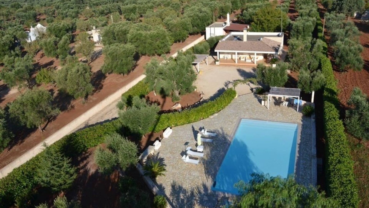 Carovigno House | Spacious villa,huge private pool,close to Ostuni , Carovigno and the Sea