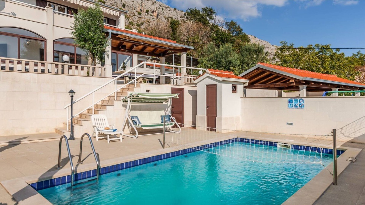 Jesenice Cabin | Spacious villa with private pool, garden and a breathtaking sea view