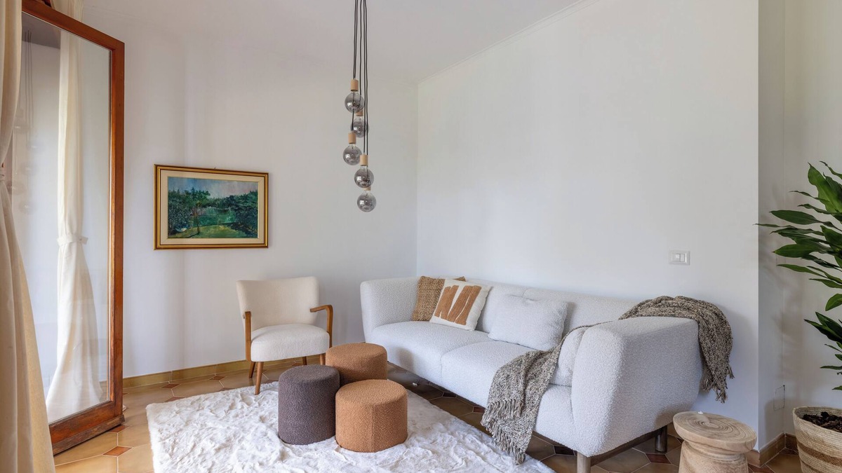 Zona XXXIV Casal Palocco Villa | Spacious Villa with Pool, BBQ and Tennis Courts