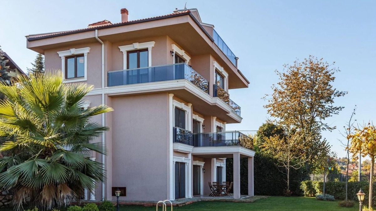 Masukiye Villa | Spacious Villa with Private Pool and Garden in Kartepe near Sapanca