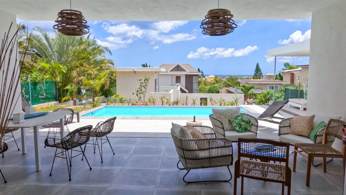 Albion Villa | Spacious Villa with Private Pool and Fully Equipped Kitchen - For 6 Pers