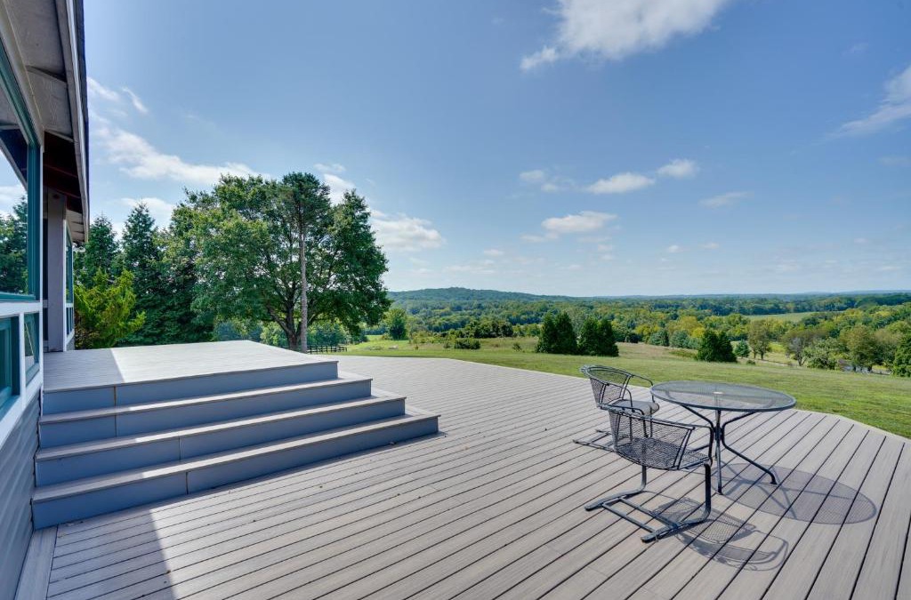 Tuscarora House | Spacious Virginia Retreat with Deck and Scenic Views!
