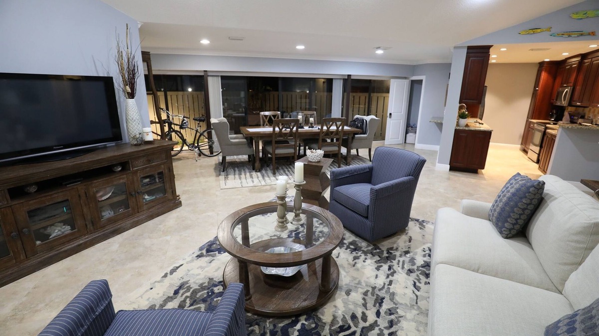 Bella Vista House | Spacious, walk to beach, meticulously clean, 2 BR, 1 level, ground level Condo