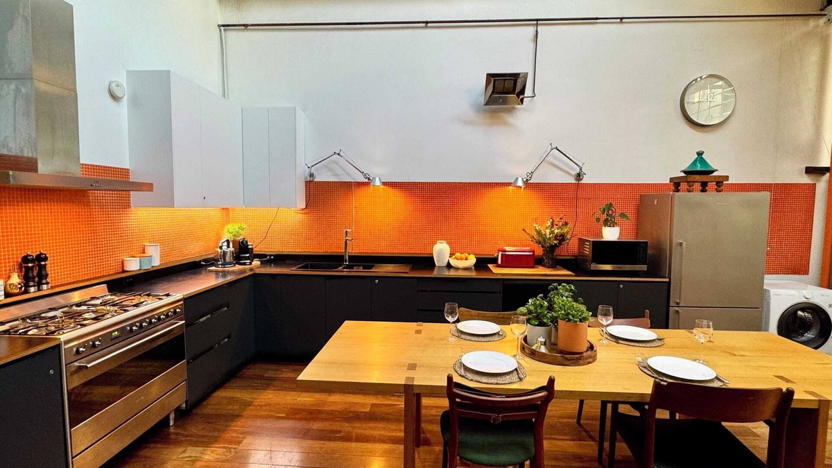 Footscray Apartment | Spacious Warehouse Conversion, 2 Bdrms & Parking