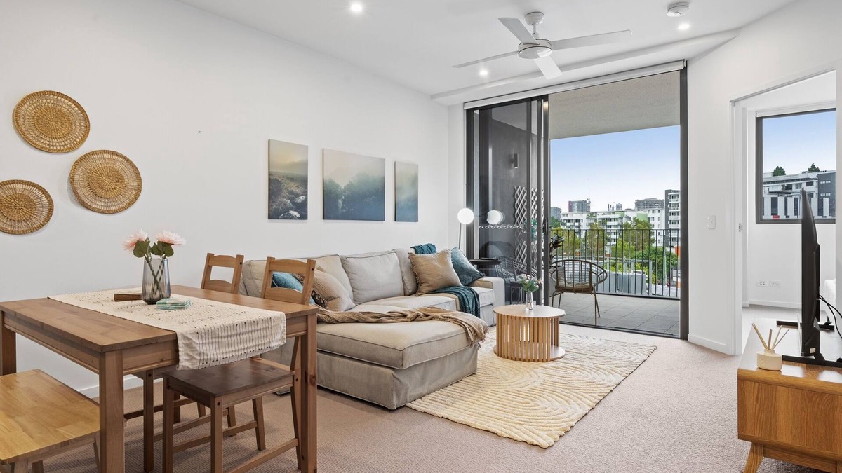 West End Apartment | Spacious West End Apartment with Pool & BBQ Access
