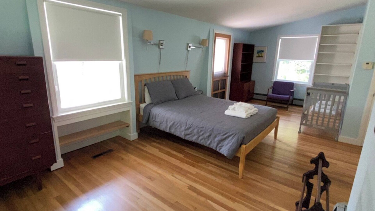 Woods Hole House | Spacious Woods Hole Beach Retreat