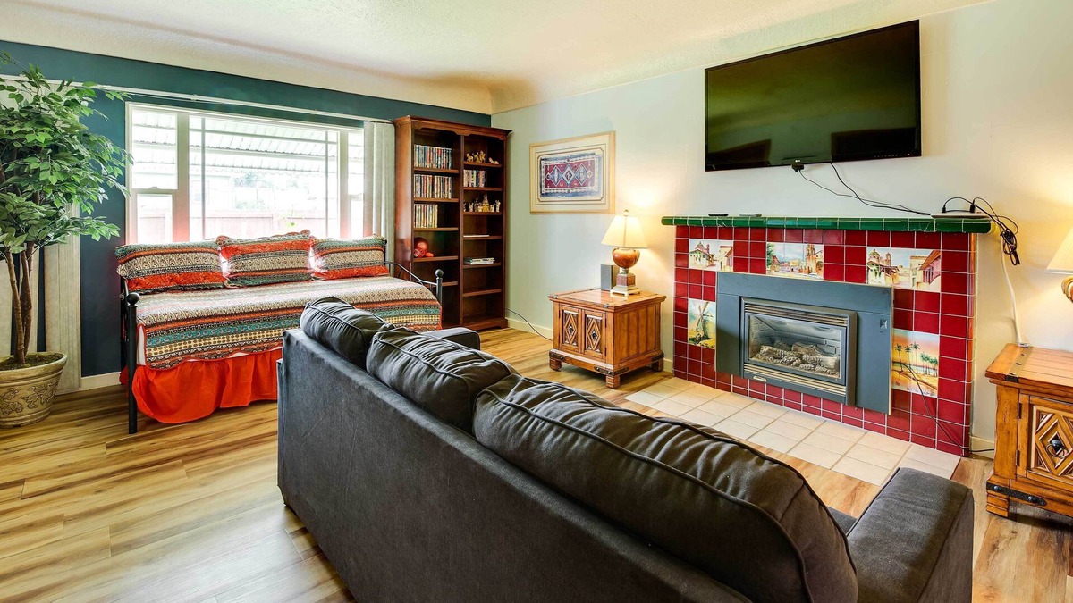 Torrington House | Spacious Wyoming Retreat: Fishing & Hunting